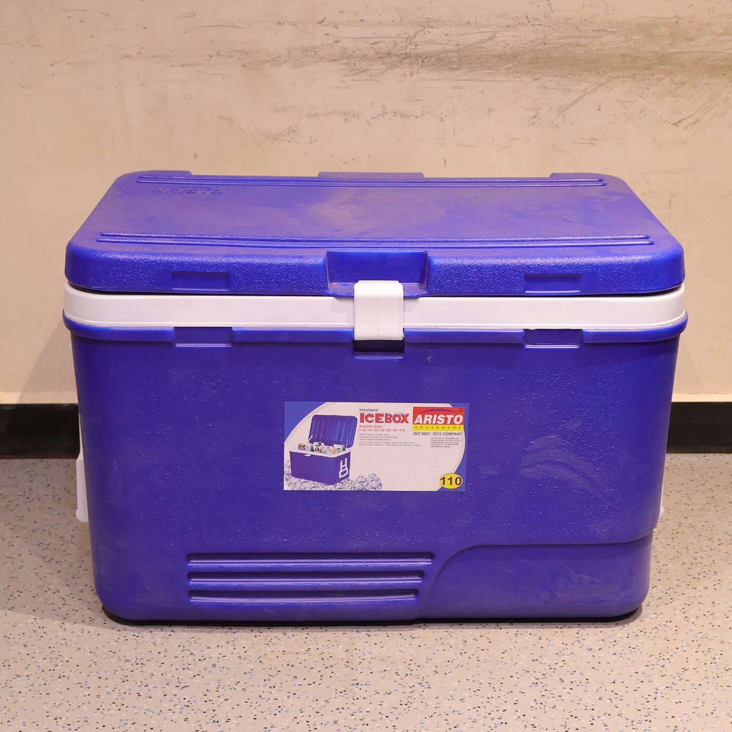 camping ice cooler container